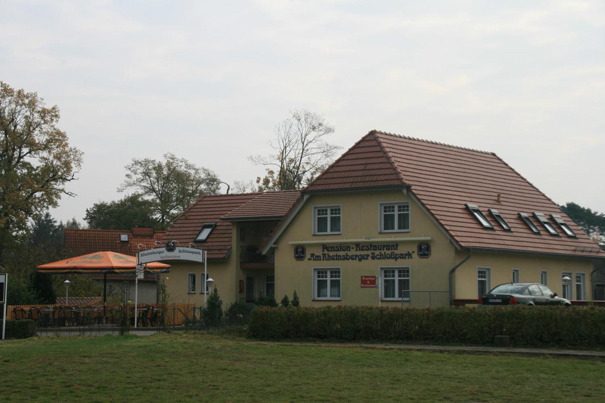 Pension Am Rheinsberger Schlosspark Экстерьер фото